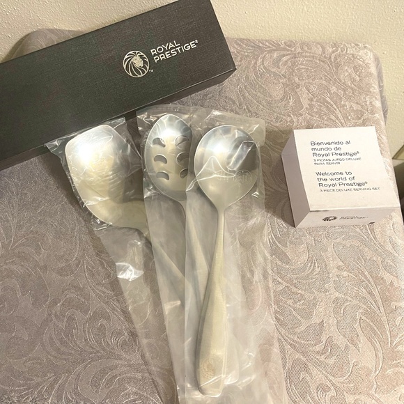 Royal Prestige Serving Set